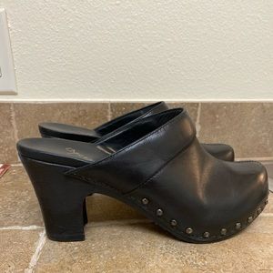 Dansko Rae Mules...excellent condition!!!